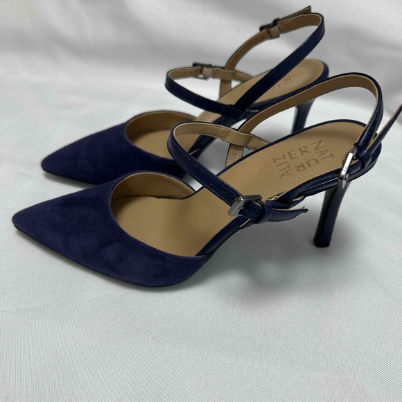 EUC Naturalizer Adalyn Pump in size 7.5 wide - Picture 5 of 11